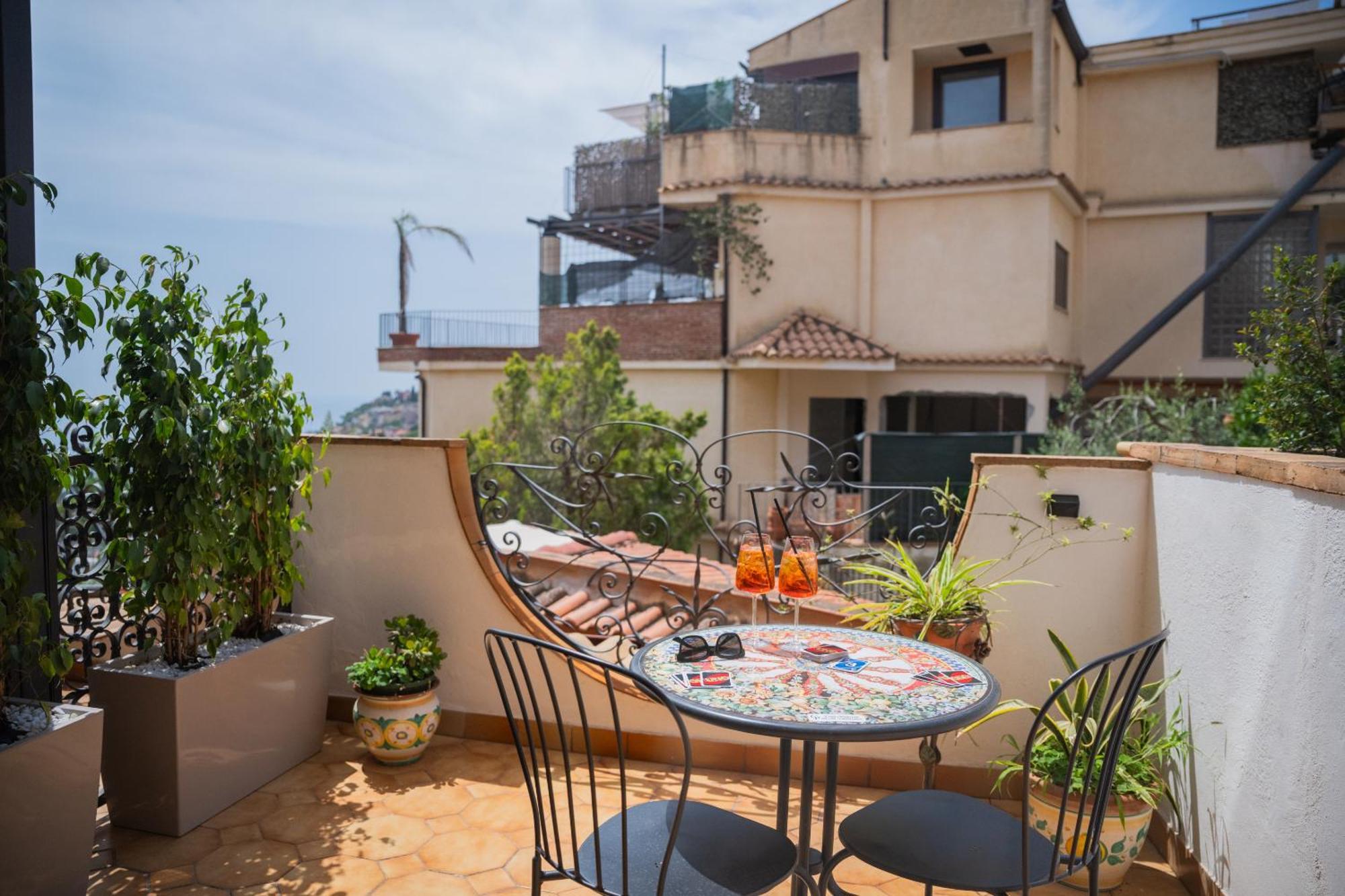 Casa Pertosa Bed & Breakfast Taormina Exterior foto